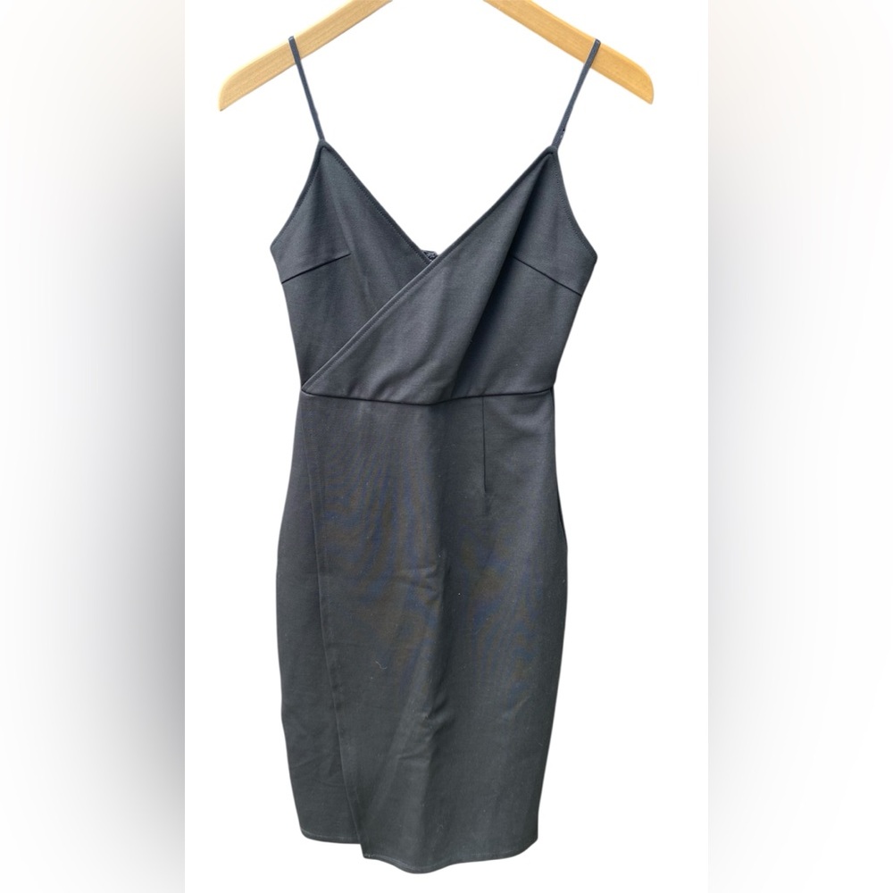Lulu’s Strappy Body Con Little Black Dress